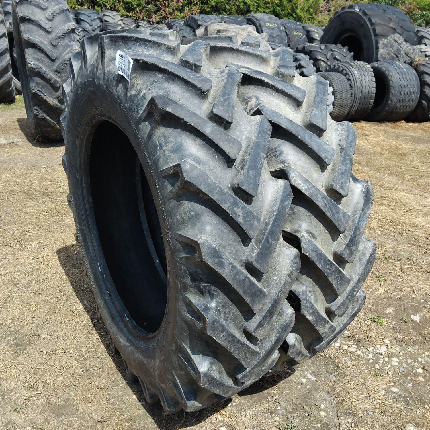  Cauciucuri 12.4-28 (320/85R28) Semperit