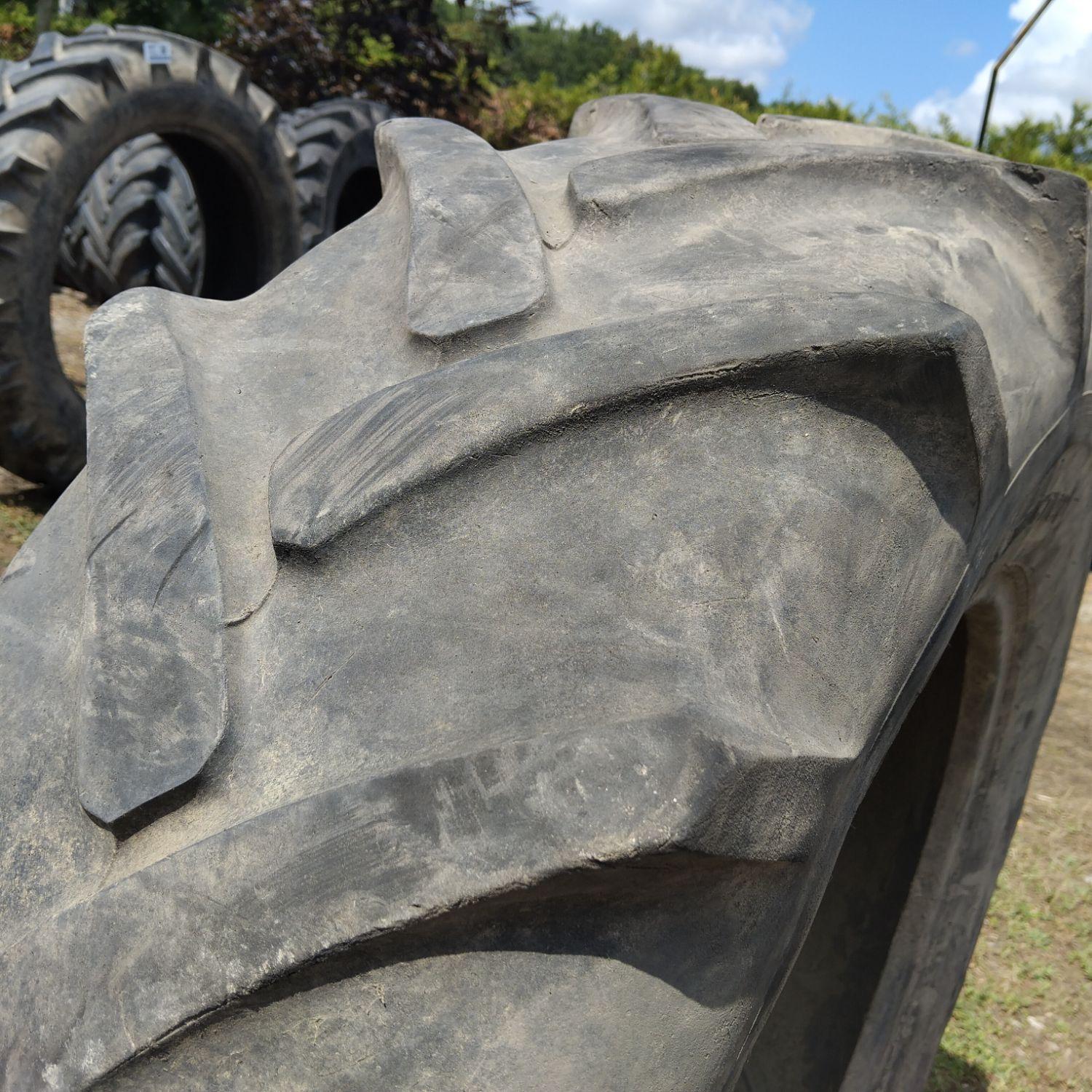  Cauciucuri 13.6R24 (340/85R24) Semperit