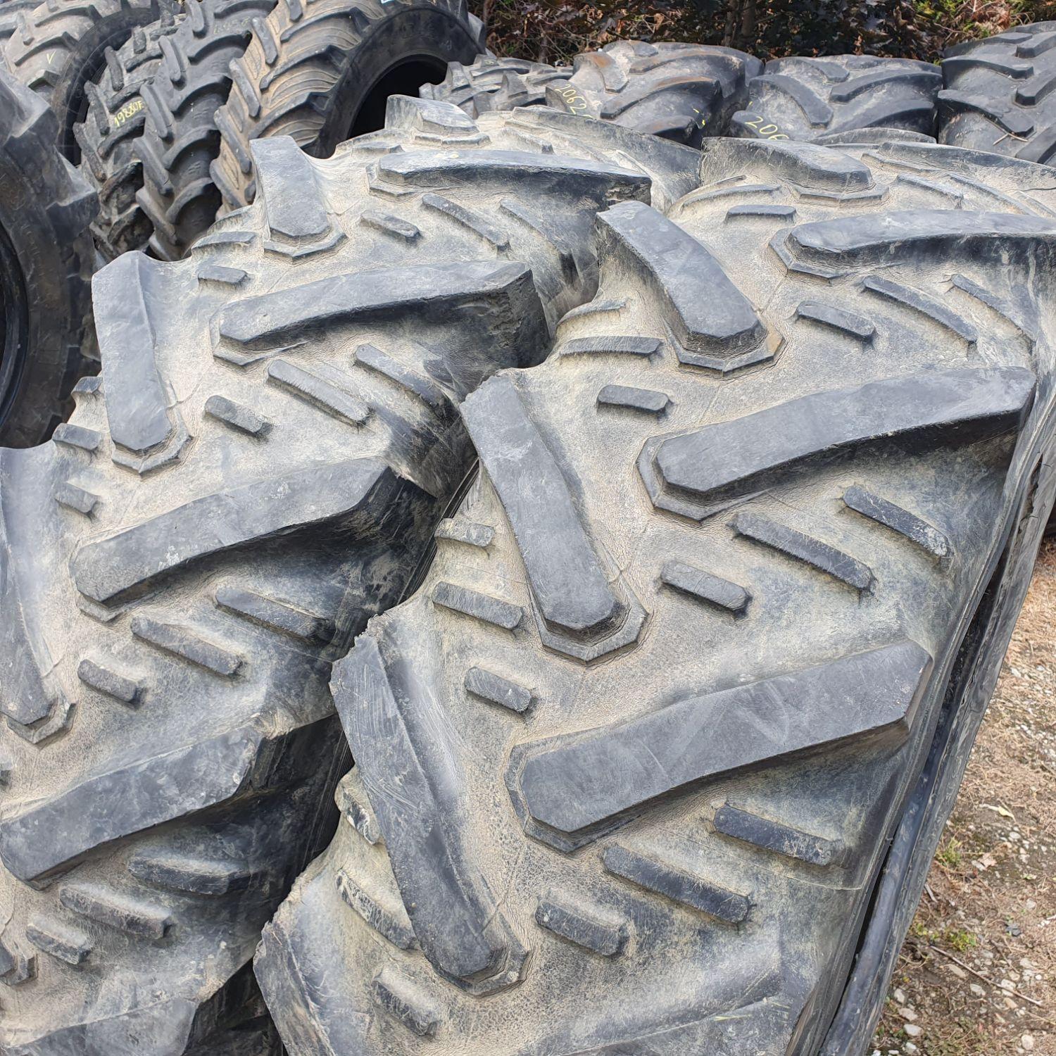  Cauciucuri 14.9R30 (380/85R30) Semperit