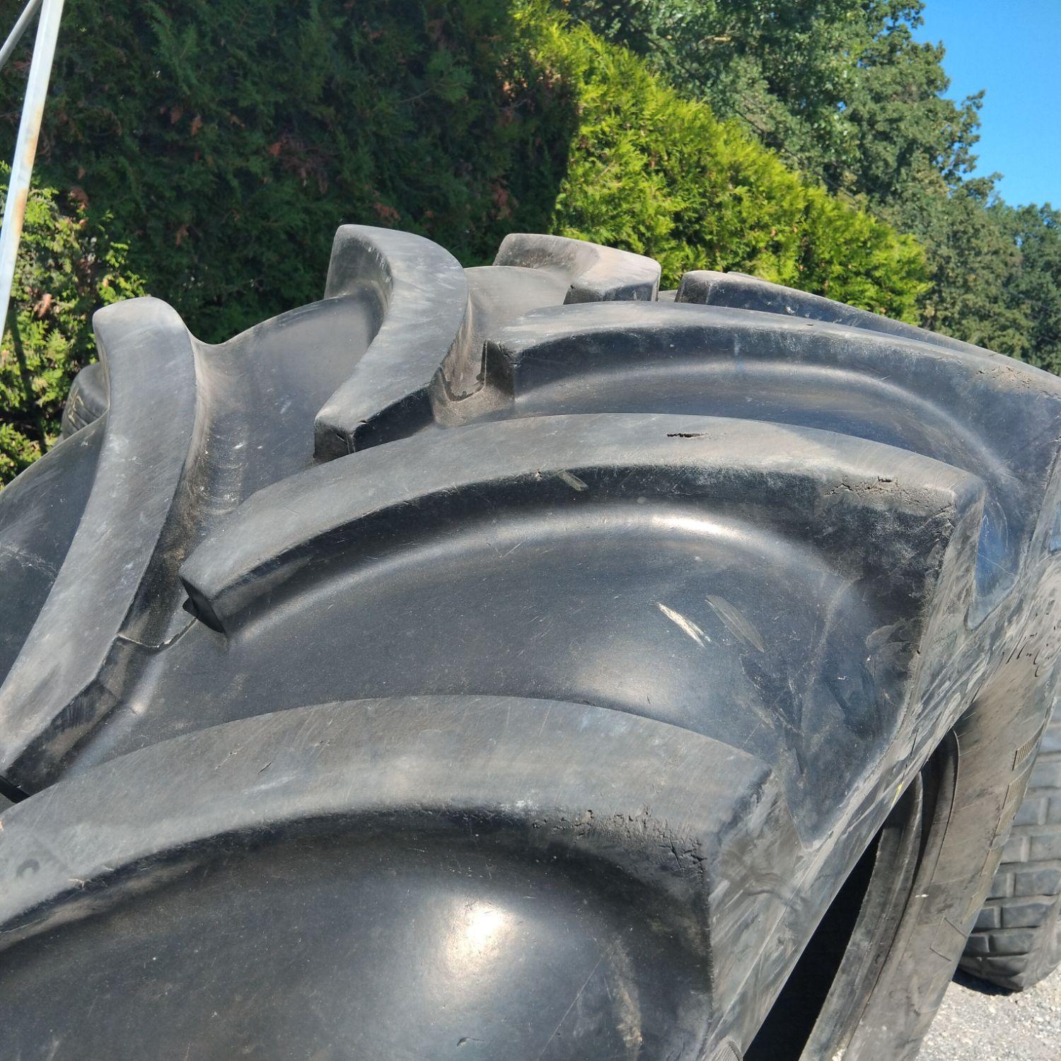  Cauciucuri 650/65R38  Vredestein