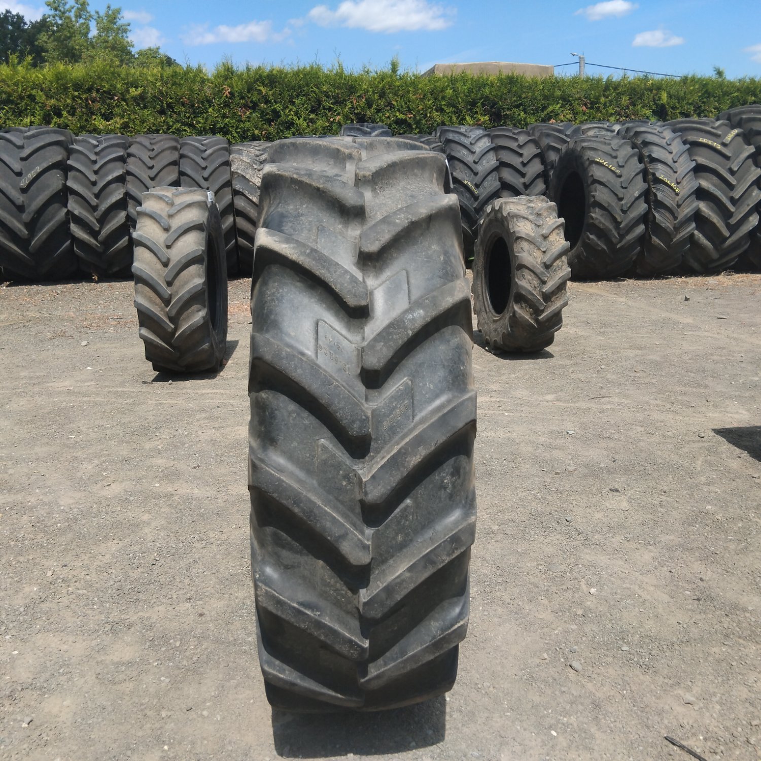  Cauciucuri 13.6R24 (340/85R24) Michelin