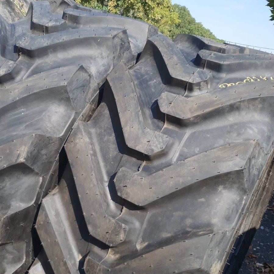  Cauciucuri 460/70R24 (17.5R24) Bkt