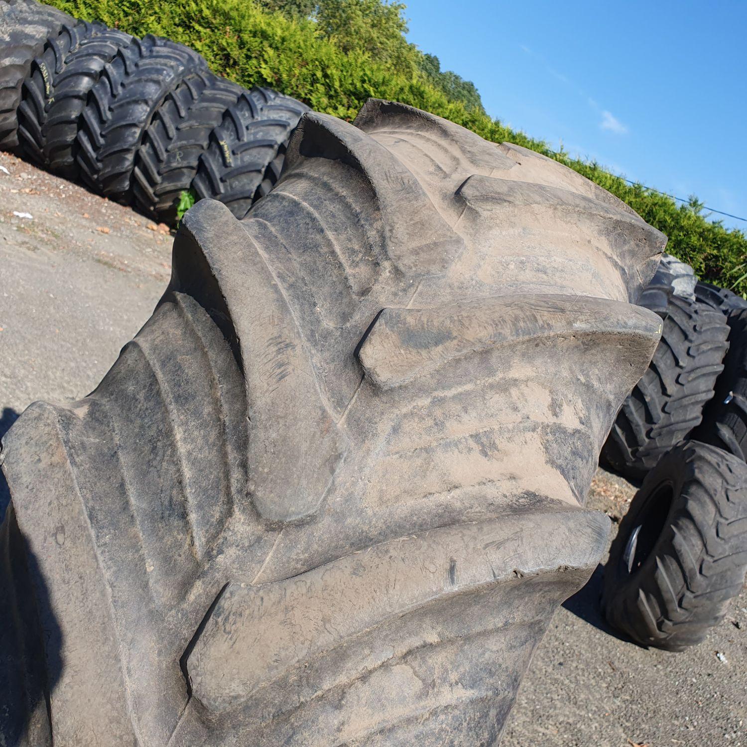  Cauciucuri 400/75R38 (15.5R38) Taurus