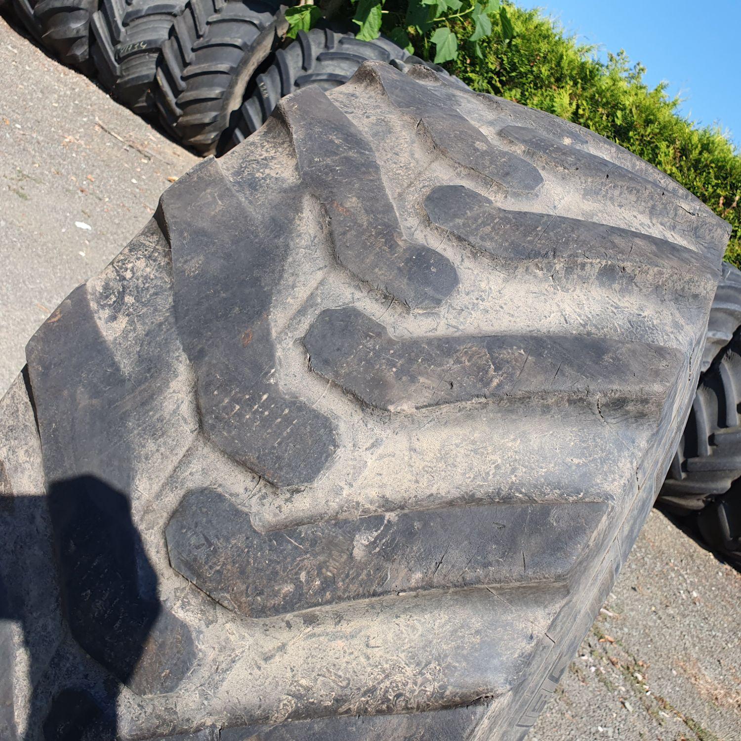  Cauciucuri 480/80-26 (18.4R26) Michelin