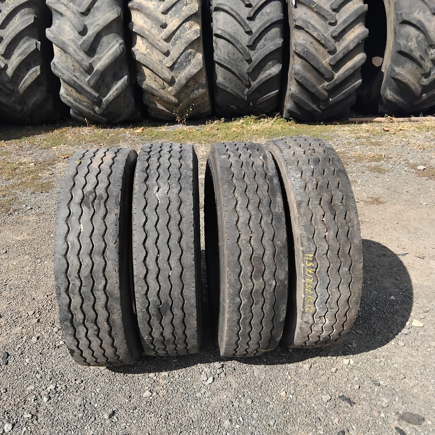  Cauciucuri 215/75R17.5  Kormoran