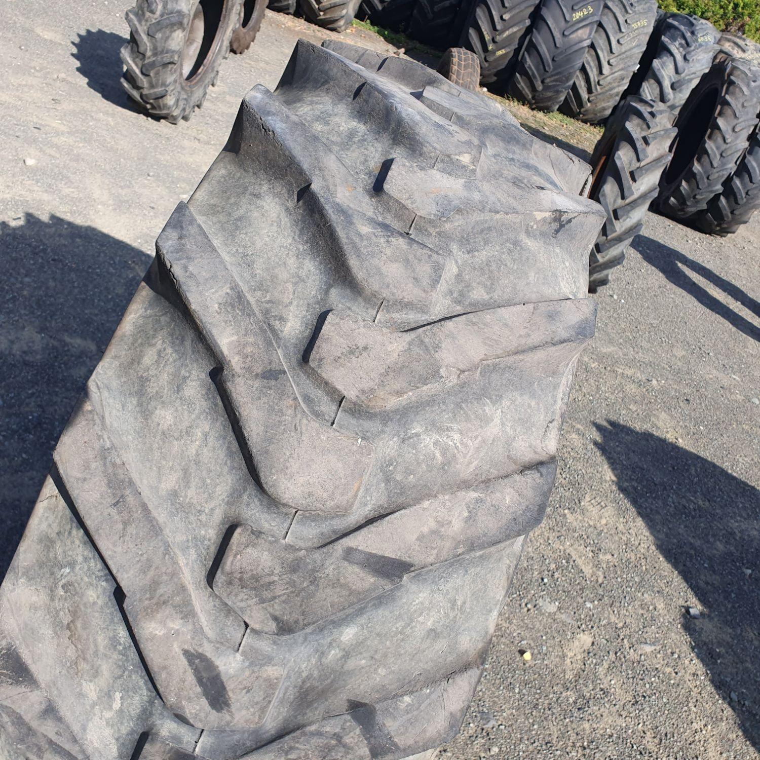  Cauciucuri 14.9-24 (380/85R24) Dunlop