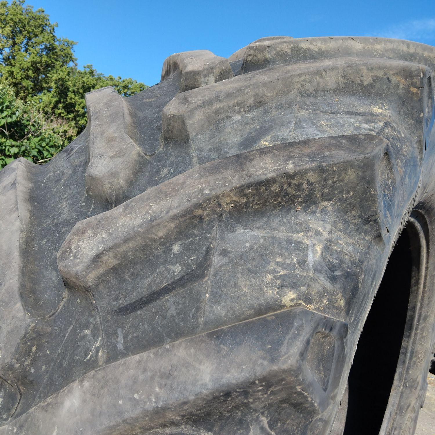  Cauciucuri 650/65R42  Trelleborg