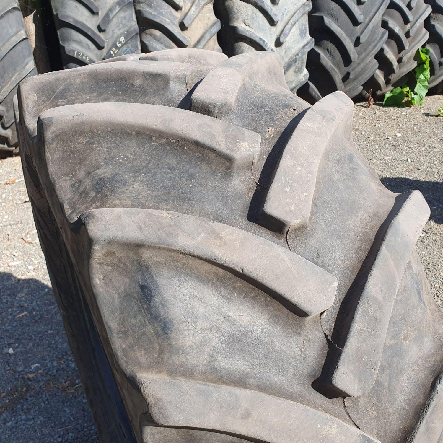  Cauciucuri 420/65R24  Mitas