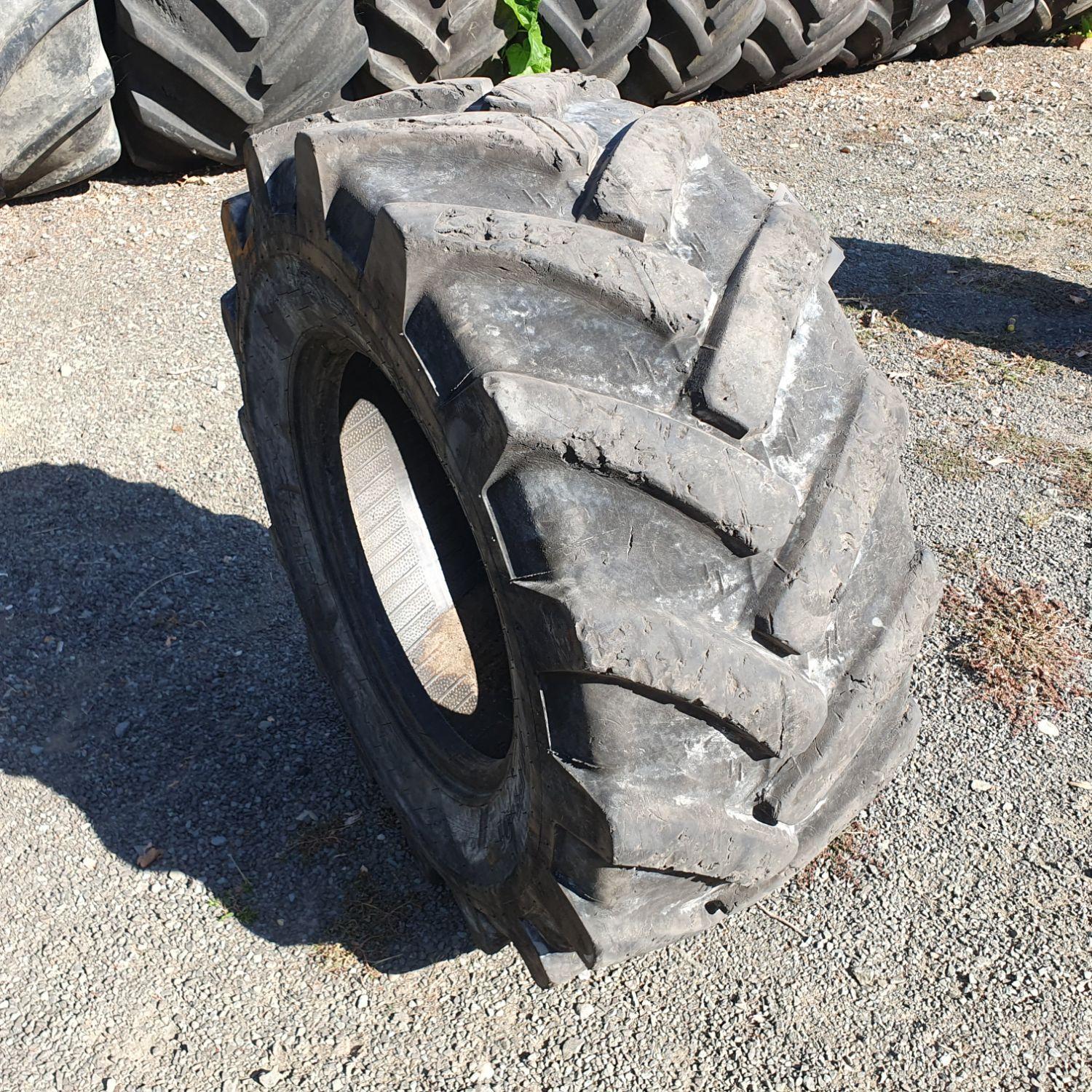  Cauciucuri 405/70-20 (16.0/70R20) Mitas