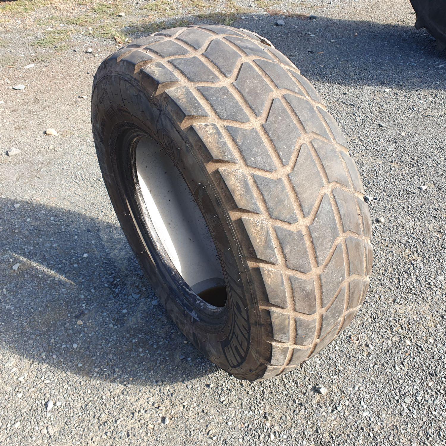  Cauciucuri 270/65R16  Michelin