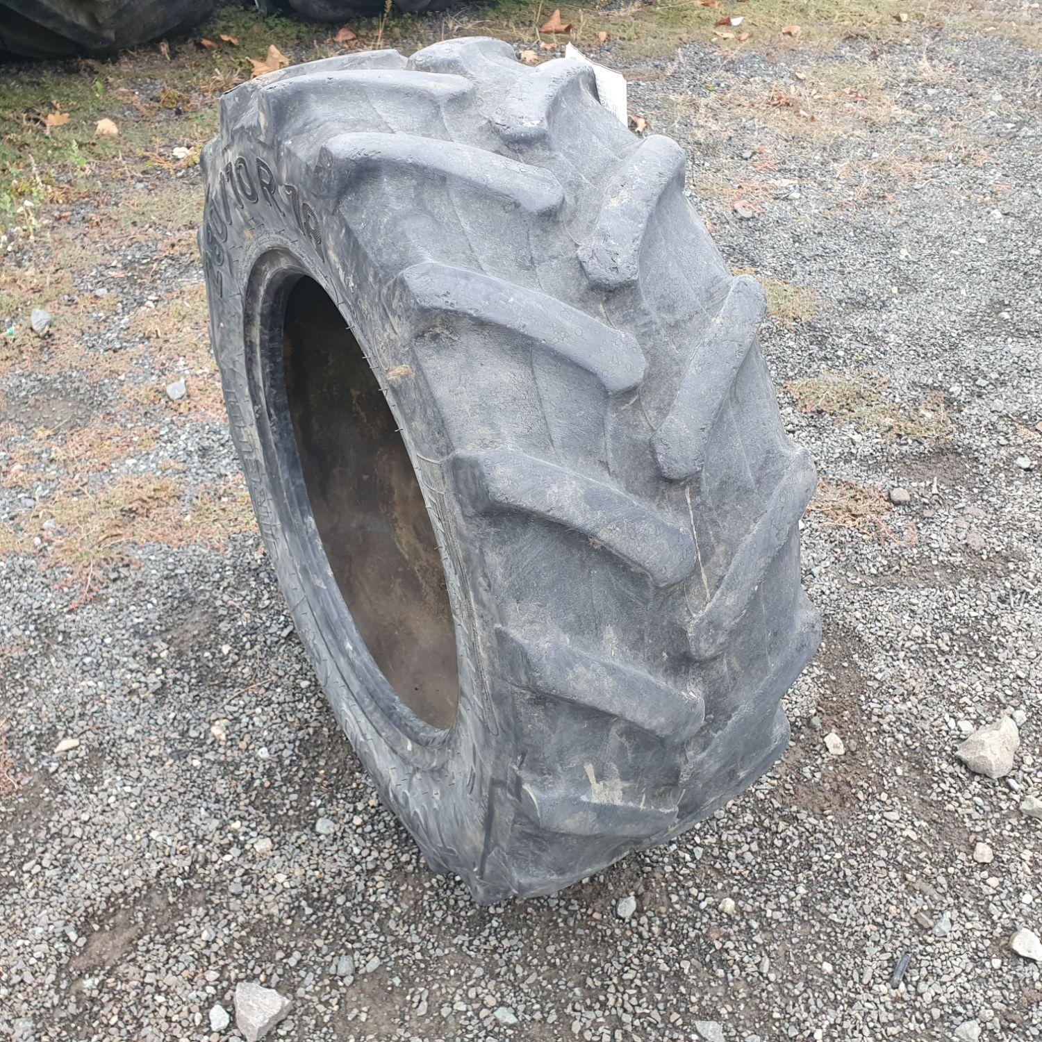  Cauciucuri 280/70R18  Pirelli