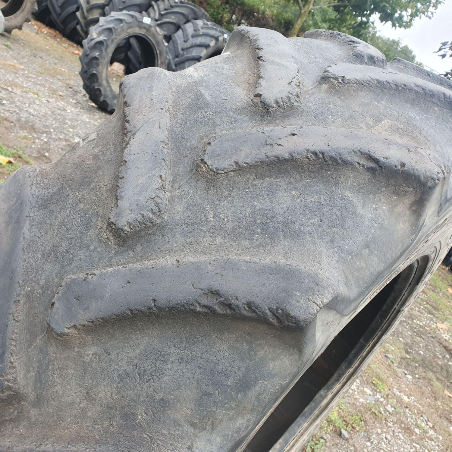  Cauciucuri 380/85R28 (14.9R28) Goodyear