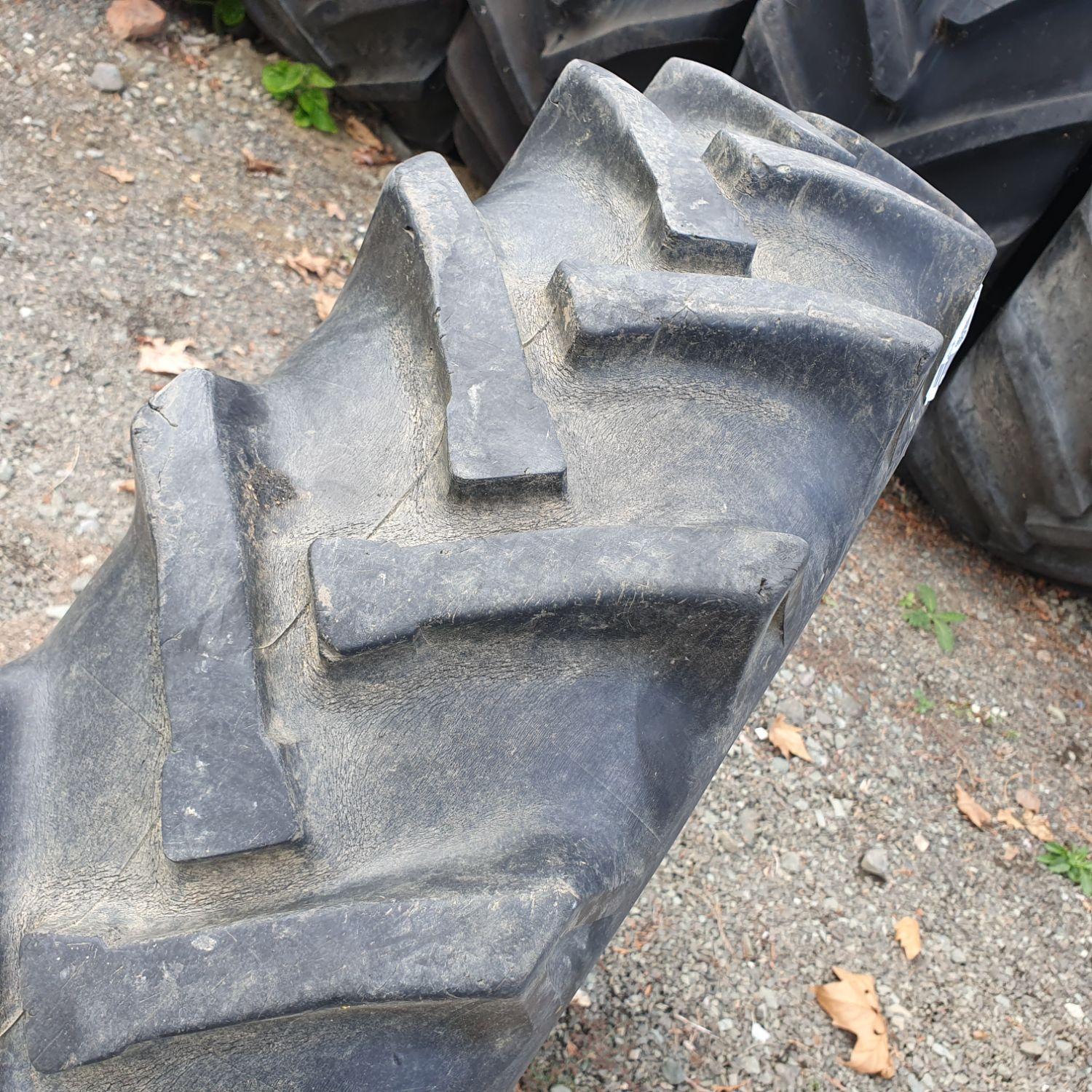 Cauciucuri 8.3-24 (8R24) Semperit