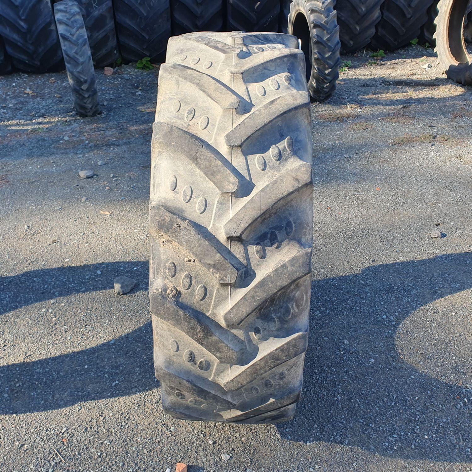  Cauciucuri 320/70R24  Bkt