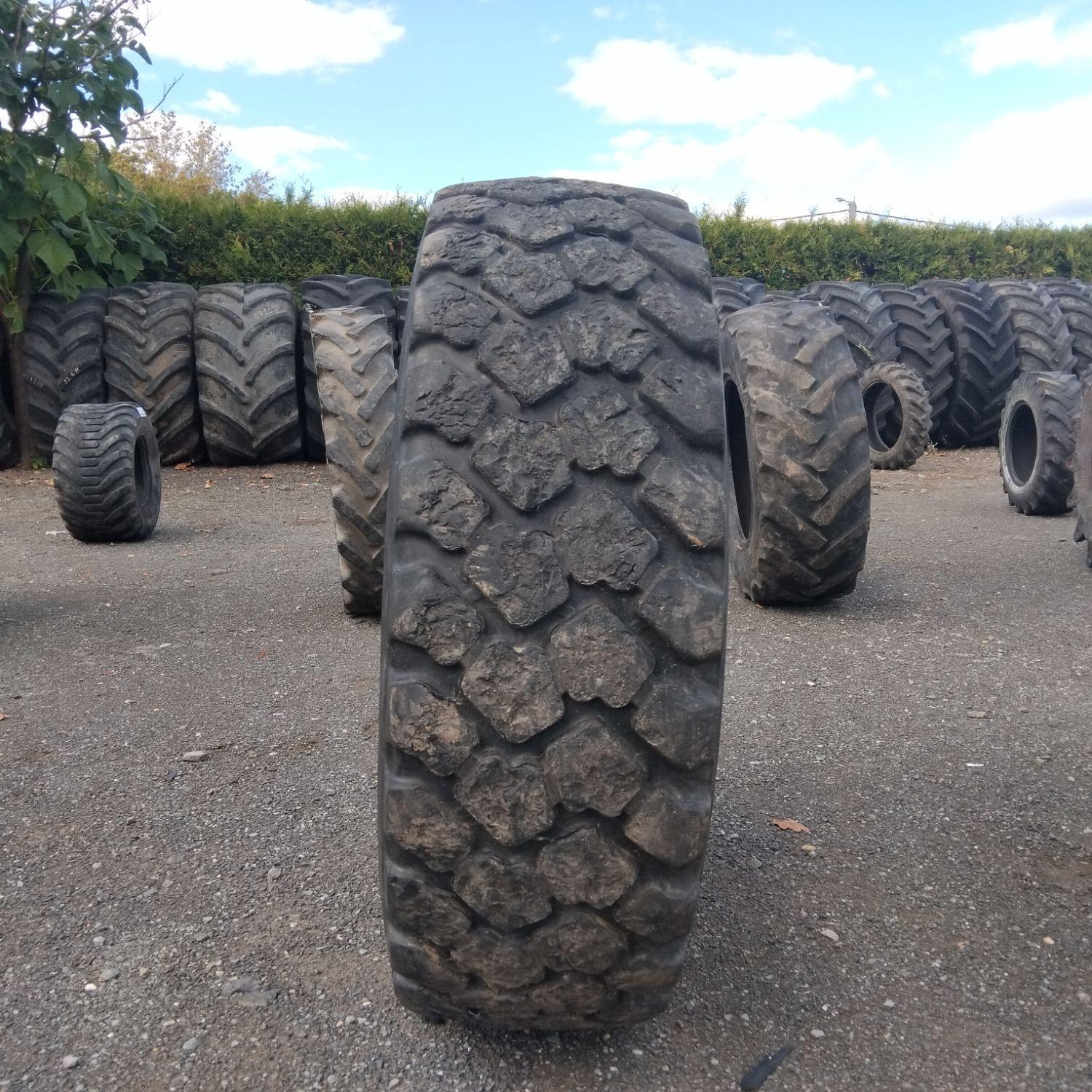  Cauciucuri 365/85R20  Michelin