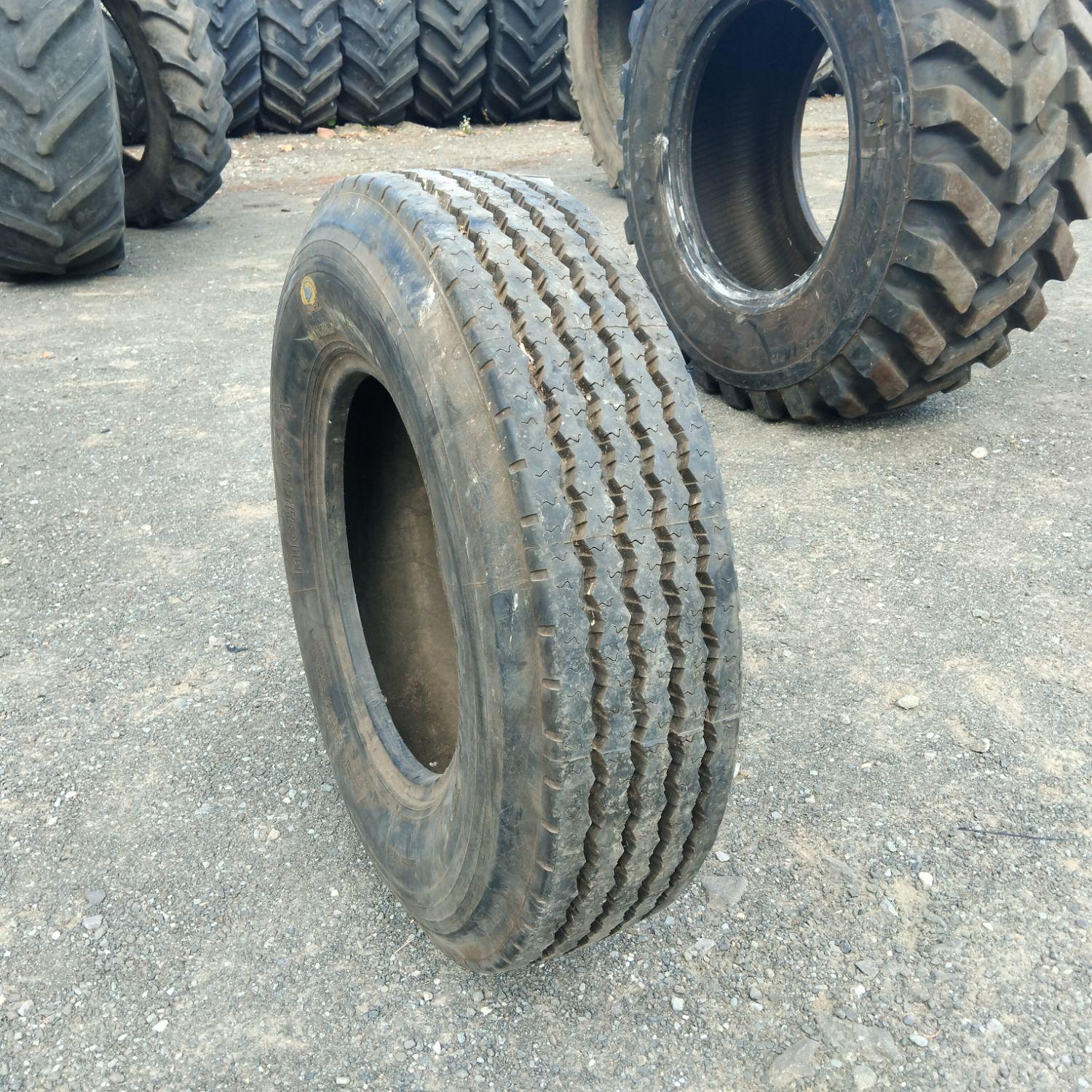  Cauciucuri 225/75R16  Michelin