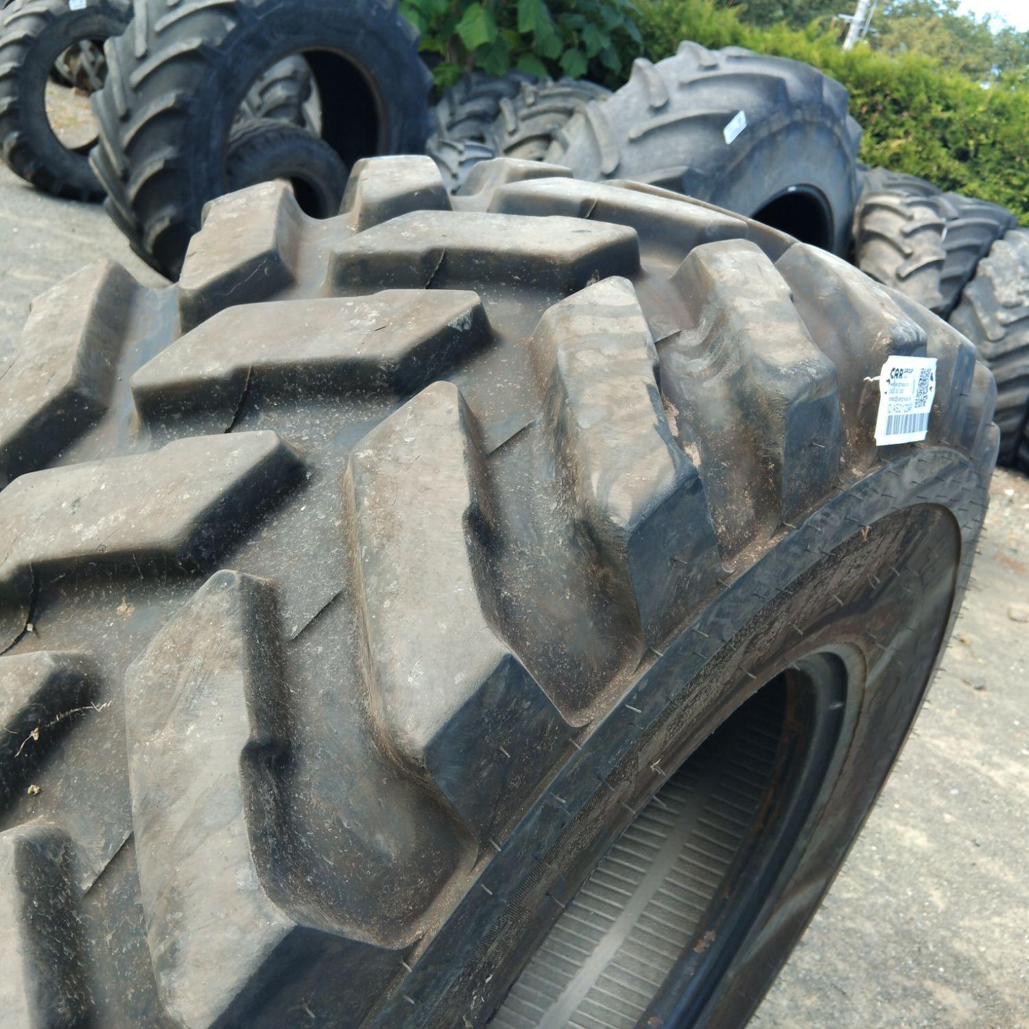  Cauciucuri 460/70R24 (17.5R24) Vredestein