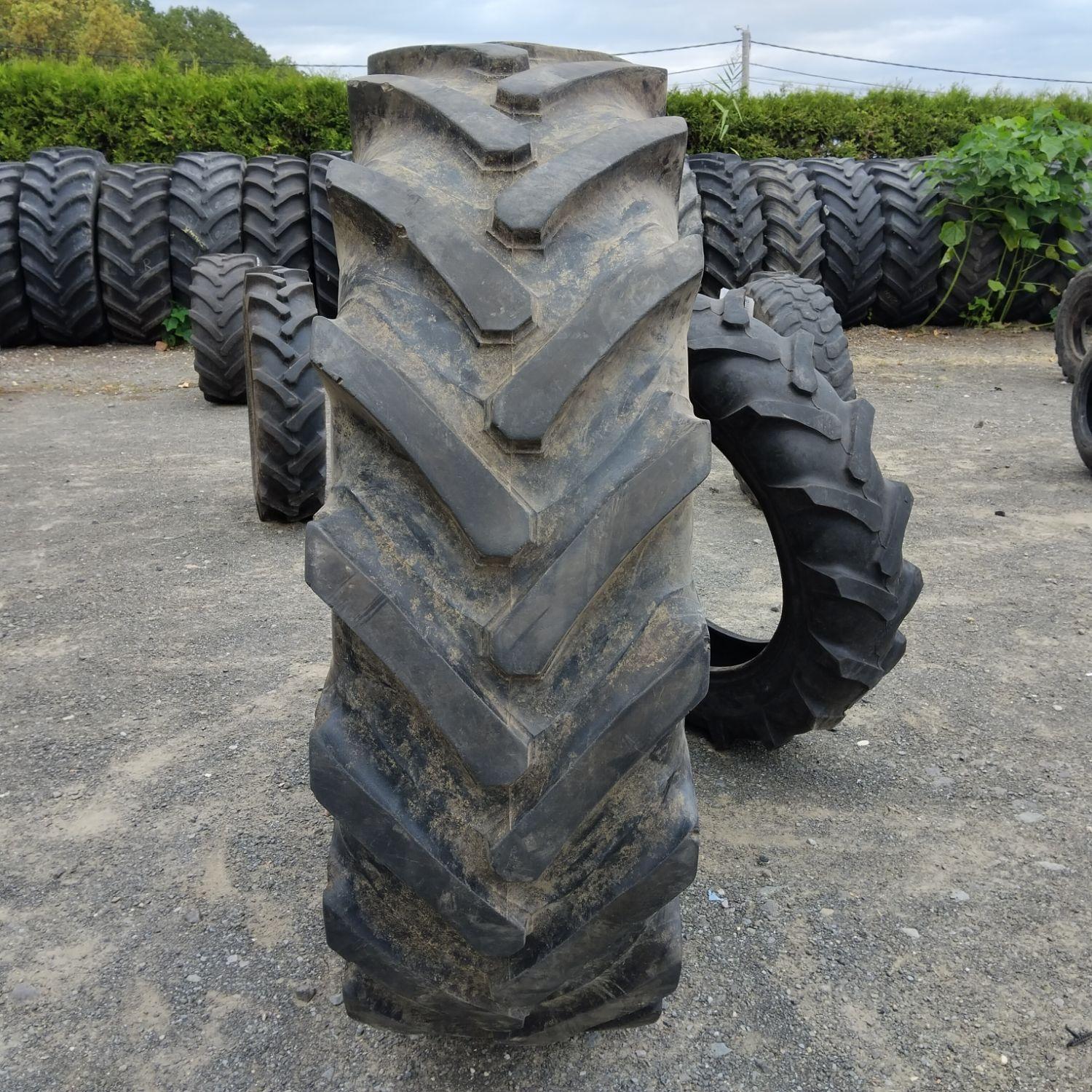  Cauciucuri 16.9R34 (420/85R34) Vredestein