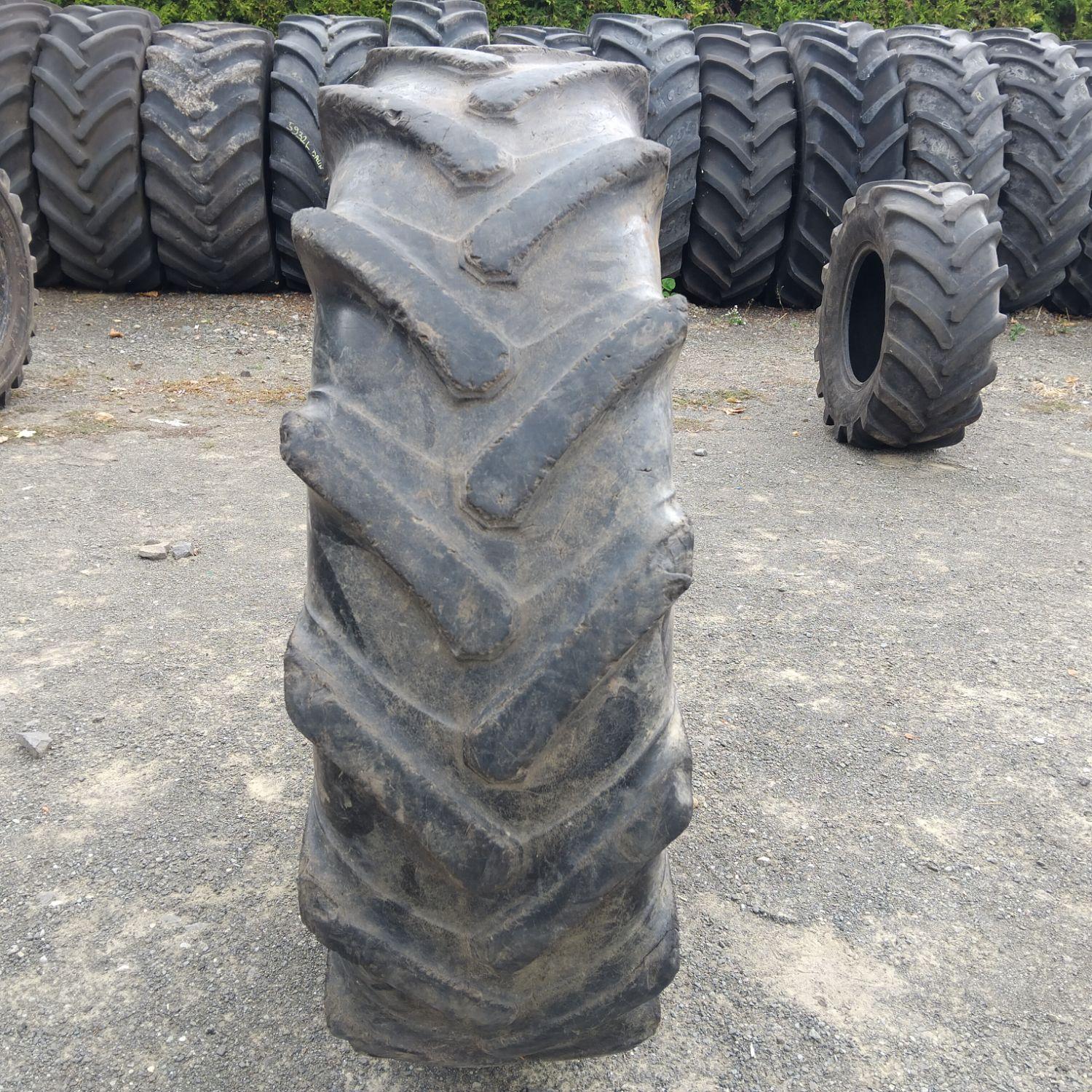  Cauciucuri 13.6R28 (340/85R28) Vredestein