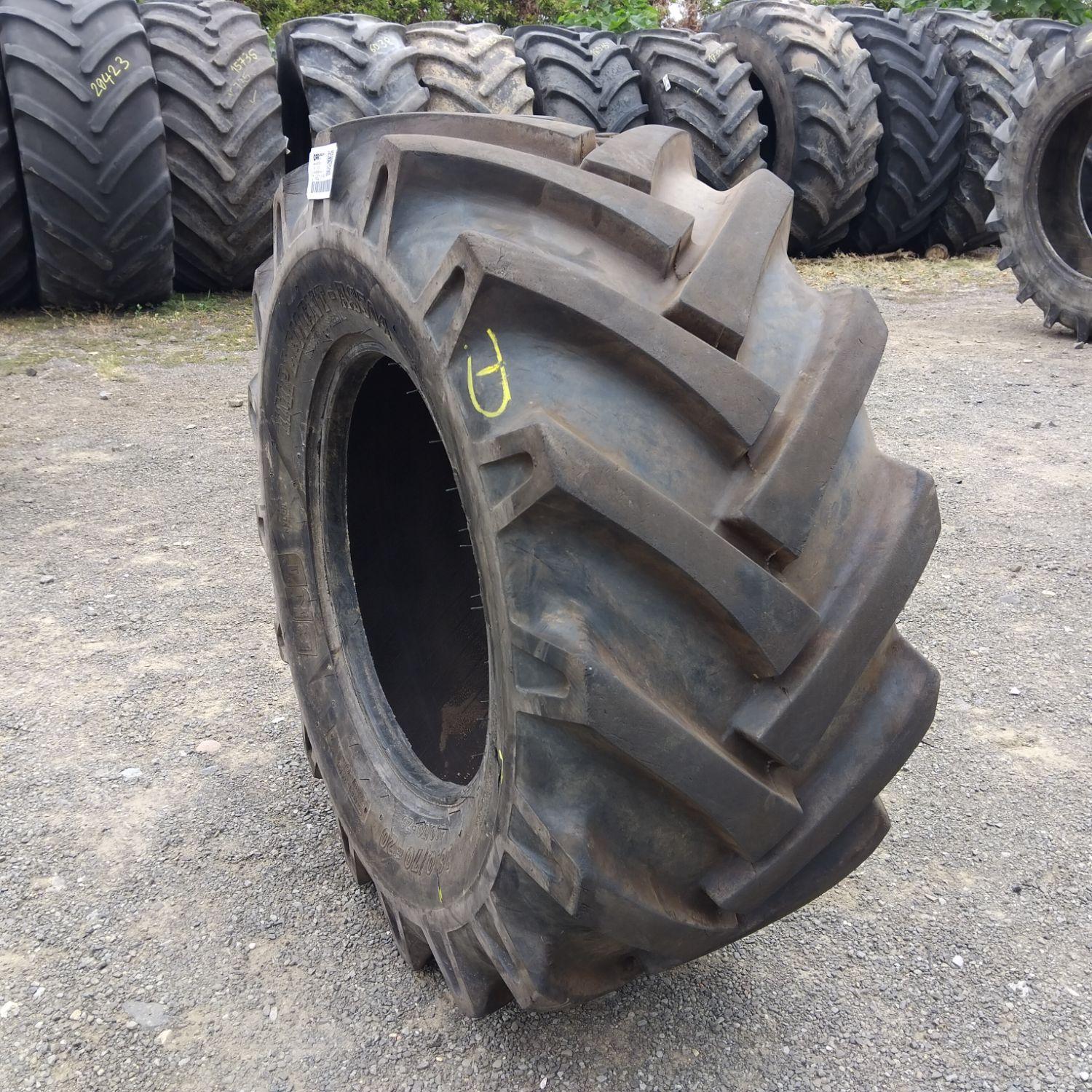  Cauciucuri 400/70-20 (405/70R20) Bkt