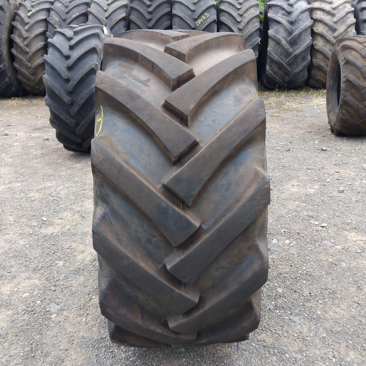  Cauciucuri 400/70-20 (405/70R20) Bkt