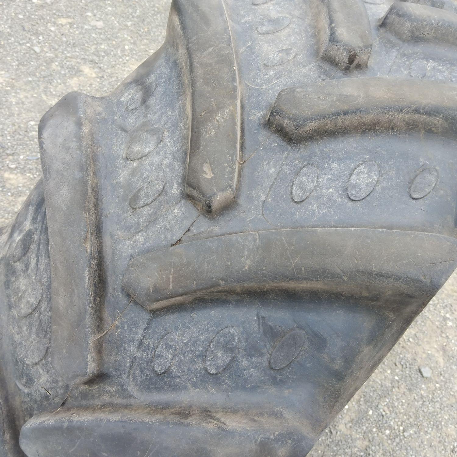  Cauciucuri 380/70R20  Bkt