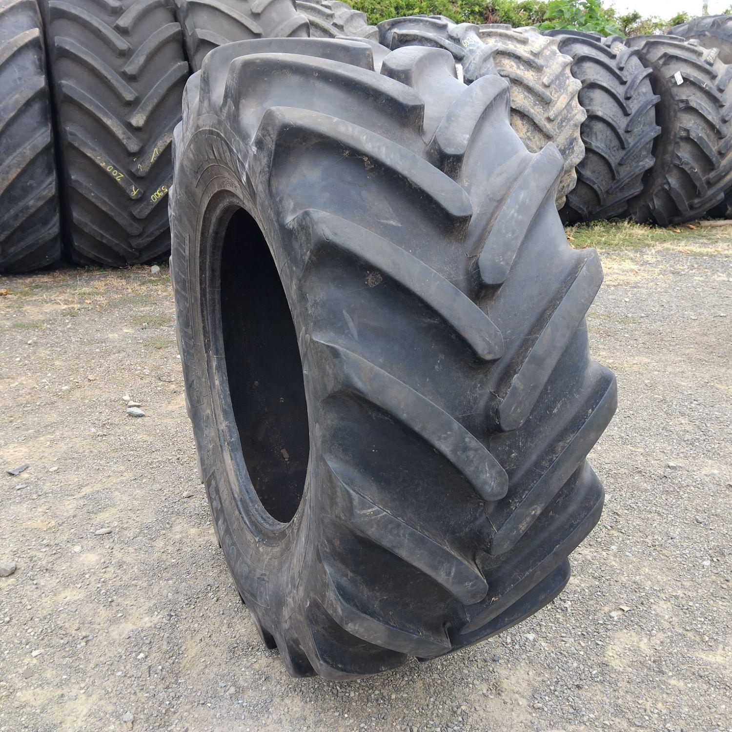  Cauciucuri 440/65R24  Michelin