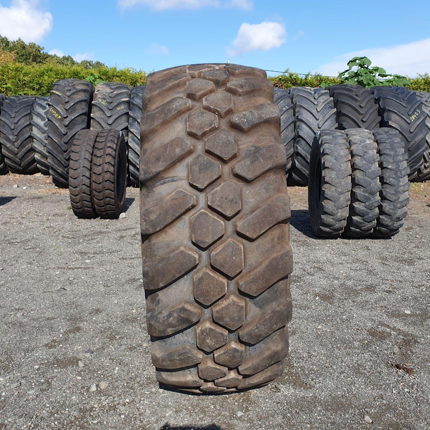  Cauciucuri 460/70R24 (17.5R24) Apollo