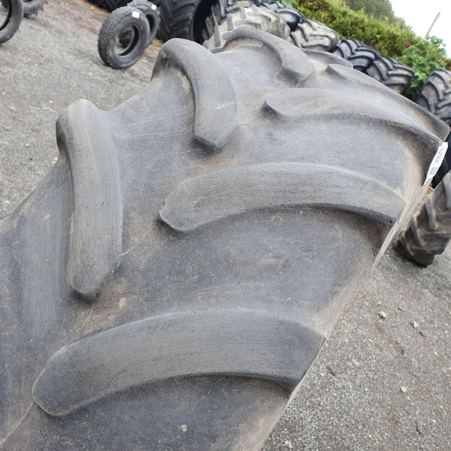  Cauciucuri 380/70R28  Firestone