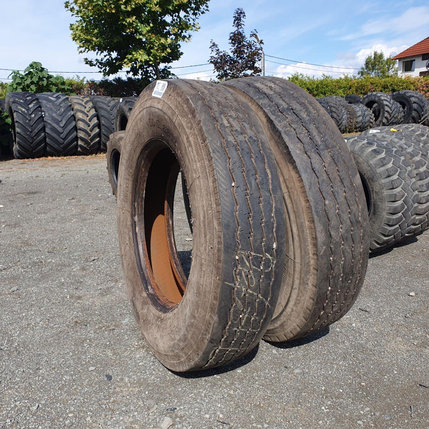  Cauciucuri 10R22.5  Pirelli