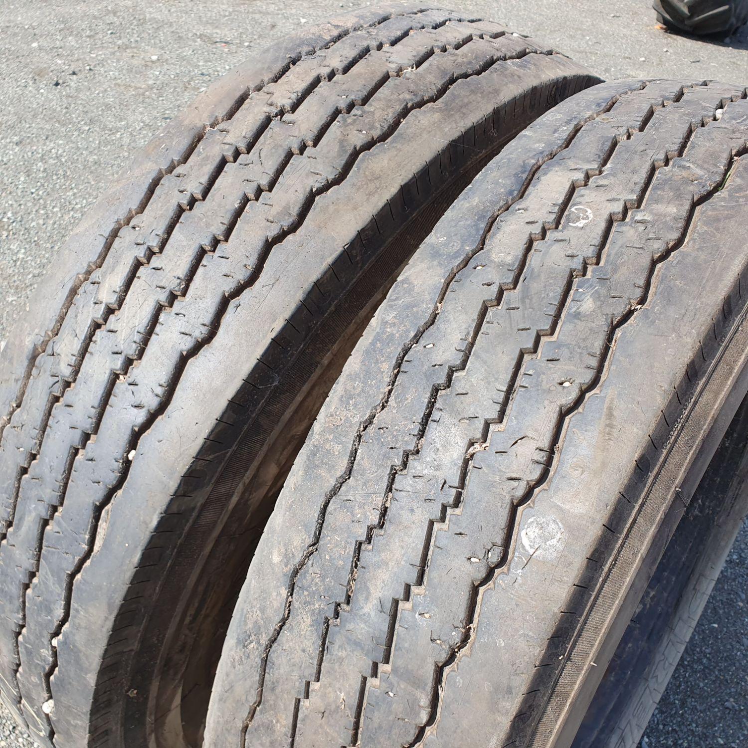  Cauciucuri 10R22.5  Pirelli