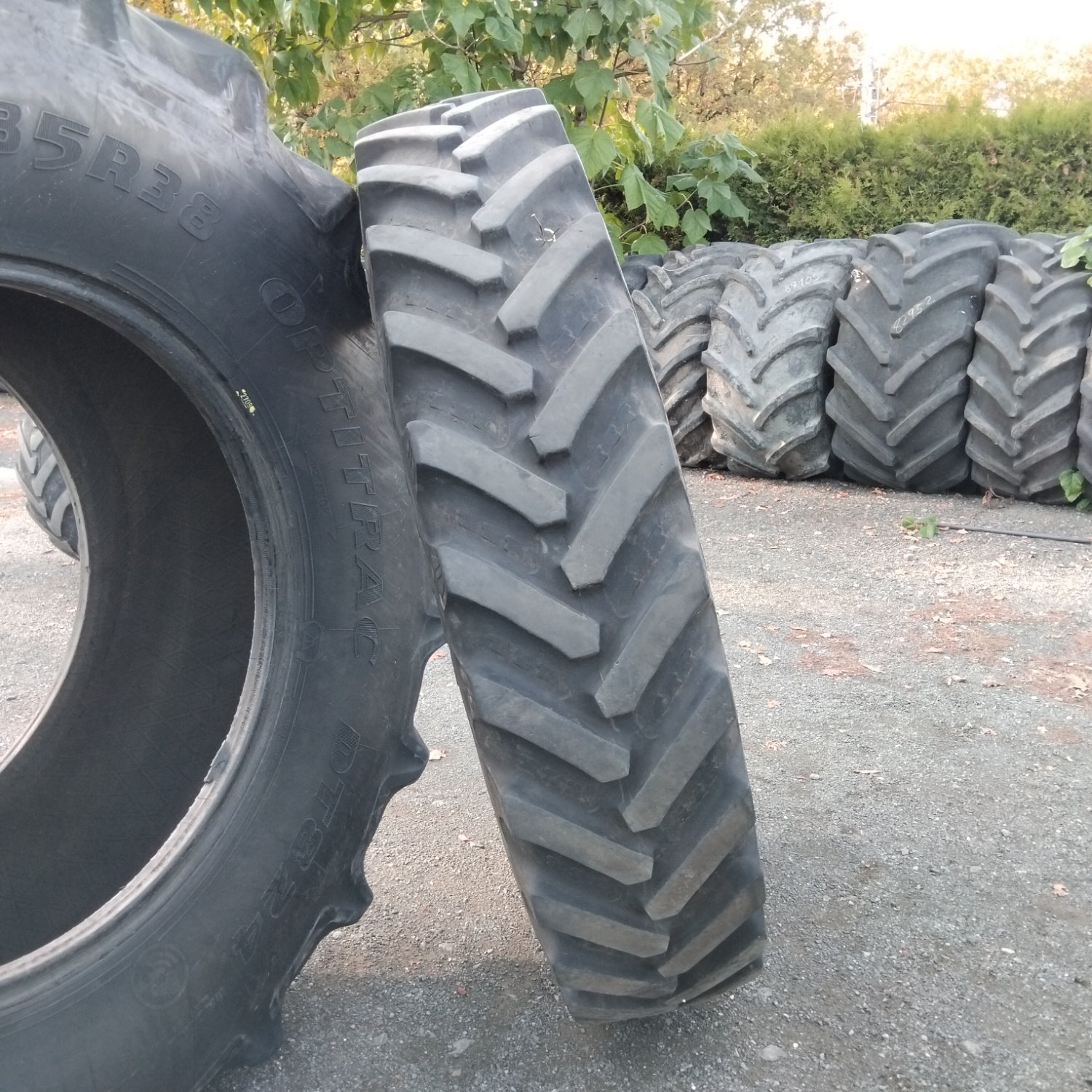  Cauciucuri 380/90R46  Bkt
