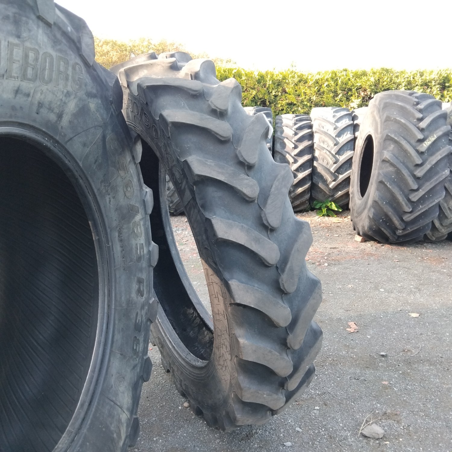  Cauciucuri 380/90R46  Goodyear