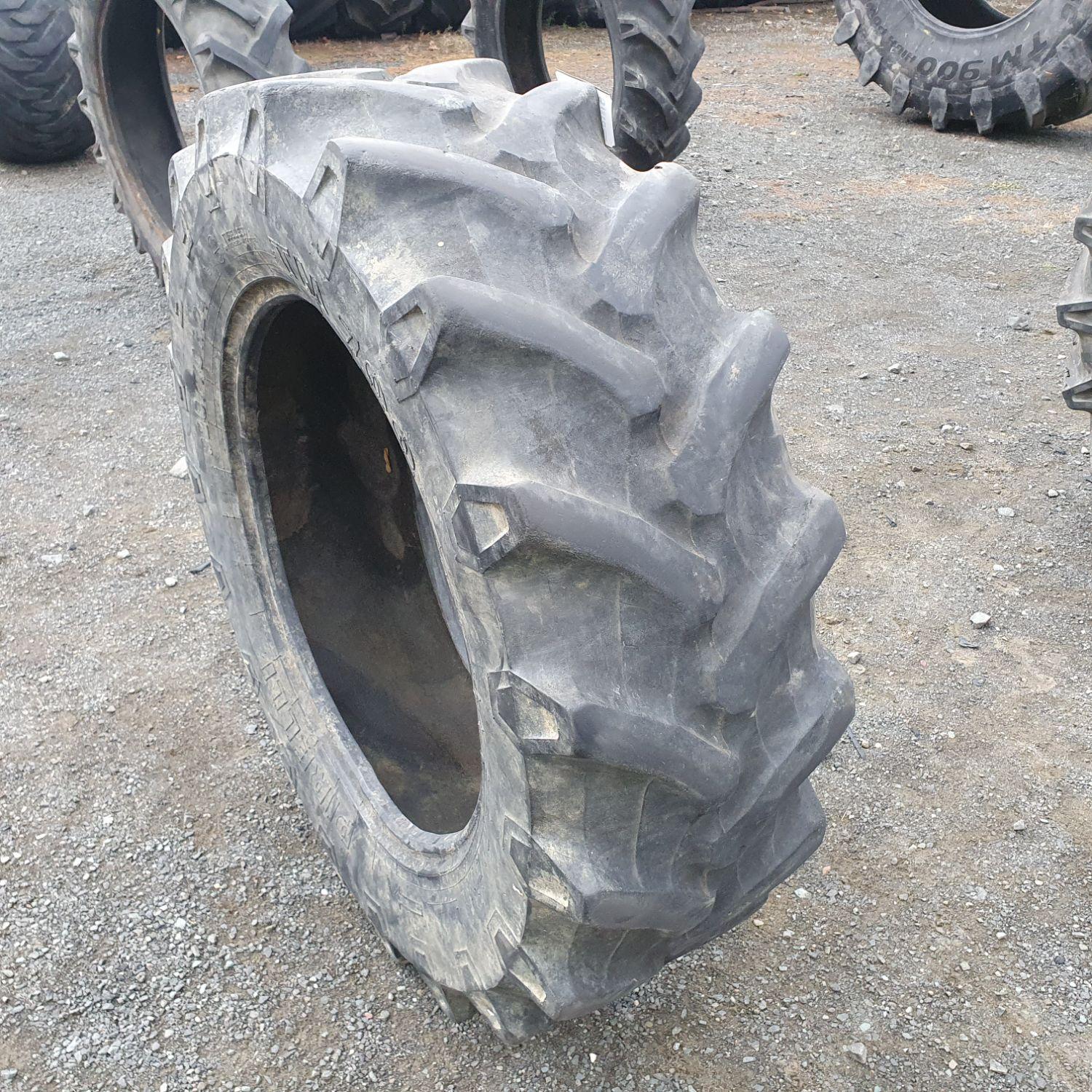  Cauciucuri 320/70R24  Pirelli