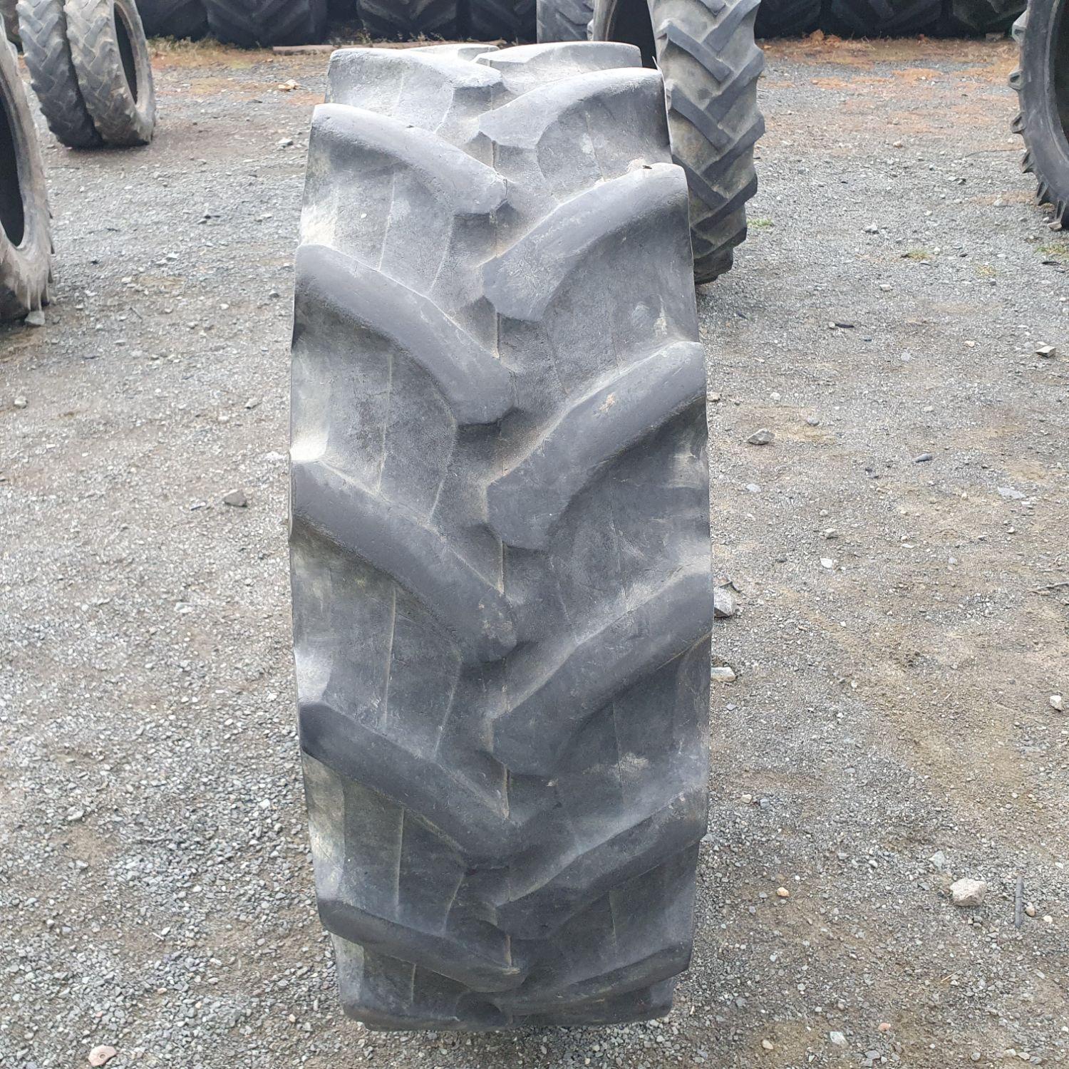  Cauciucuri 320/70R24  Pirelli