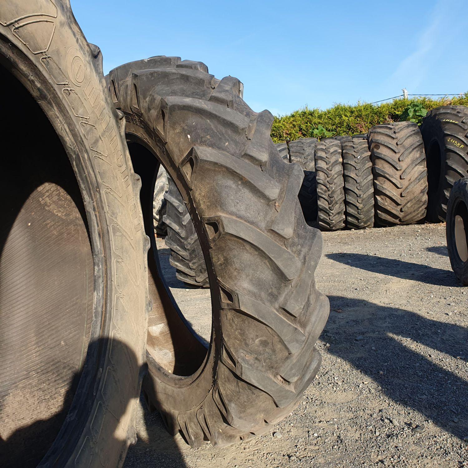  Cauciucuri 12.4-32 (320/85R32) Universal