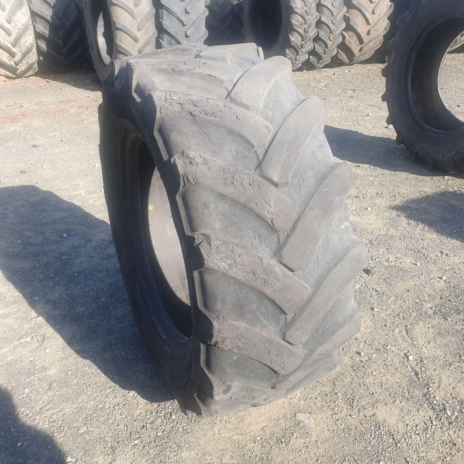  Cauciucuri 405/70-24 (400/70R24) Mitas