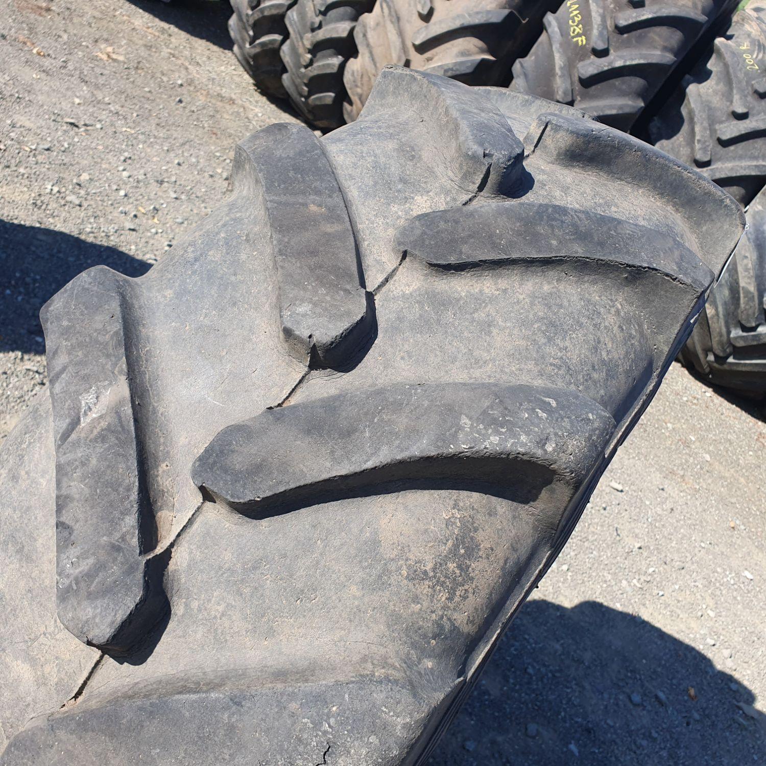  Cauciucuri 360/70R24  Voltyre