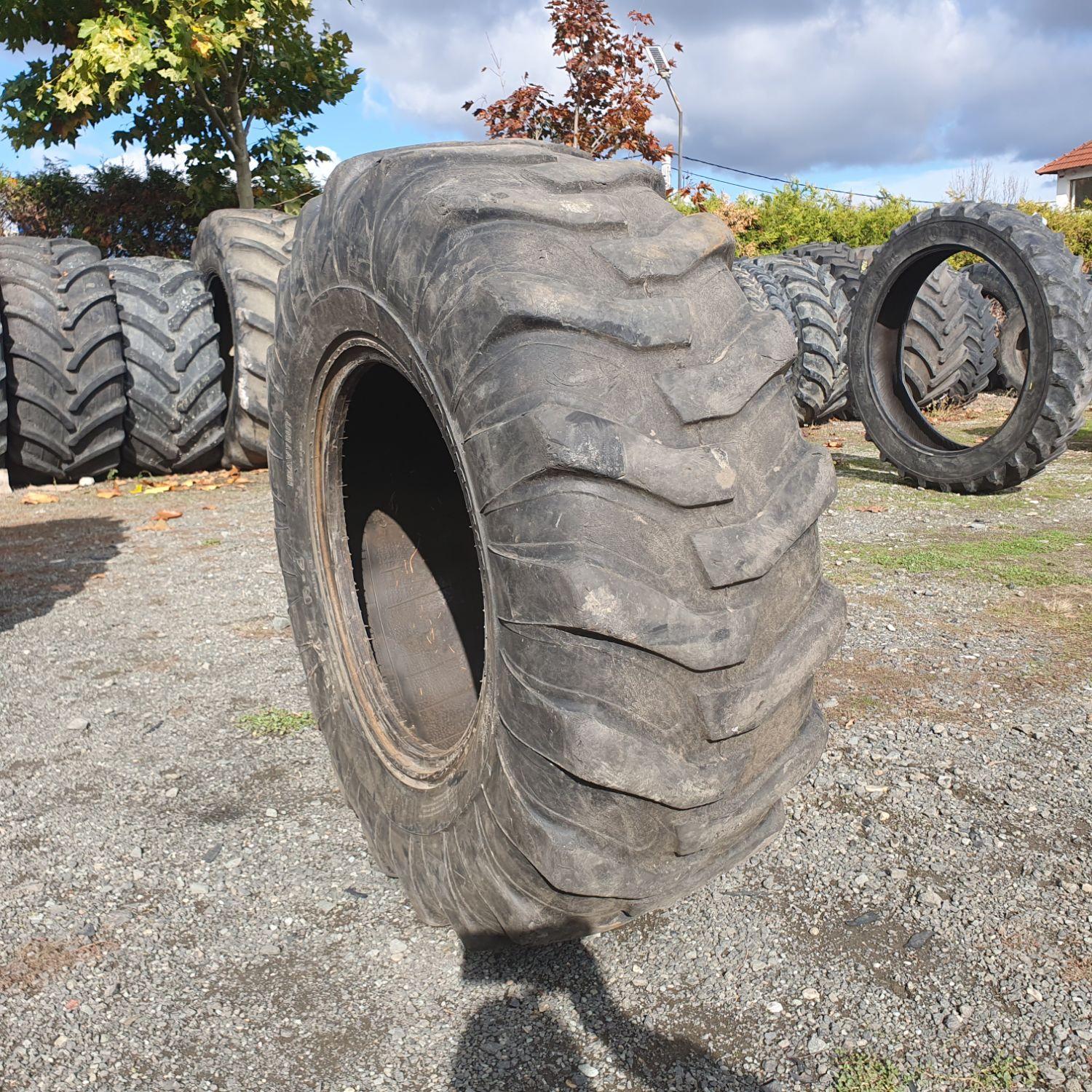  Cauciucuri 16.9-24 (420/85R24) Armour