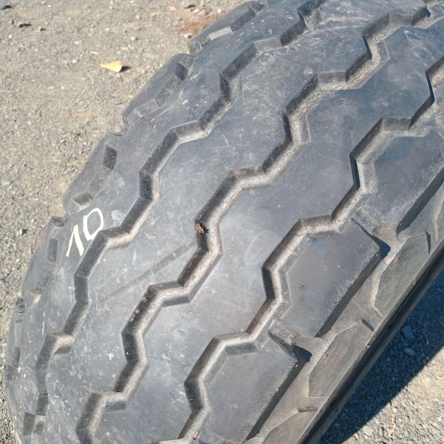 Cauciucuri 10.0/75-15.3 (260/70R15.3) Semperit