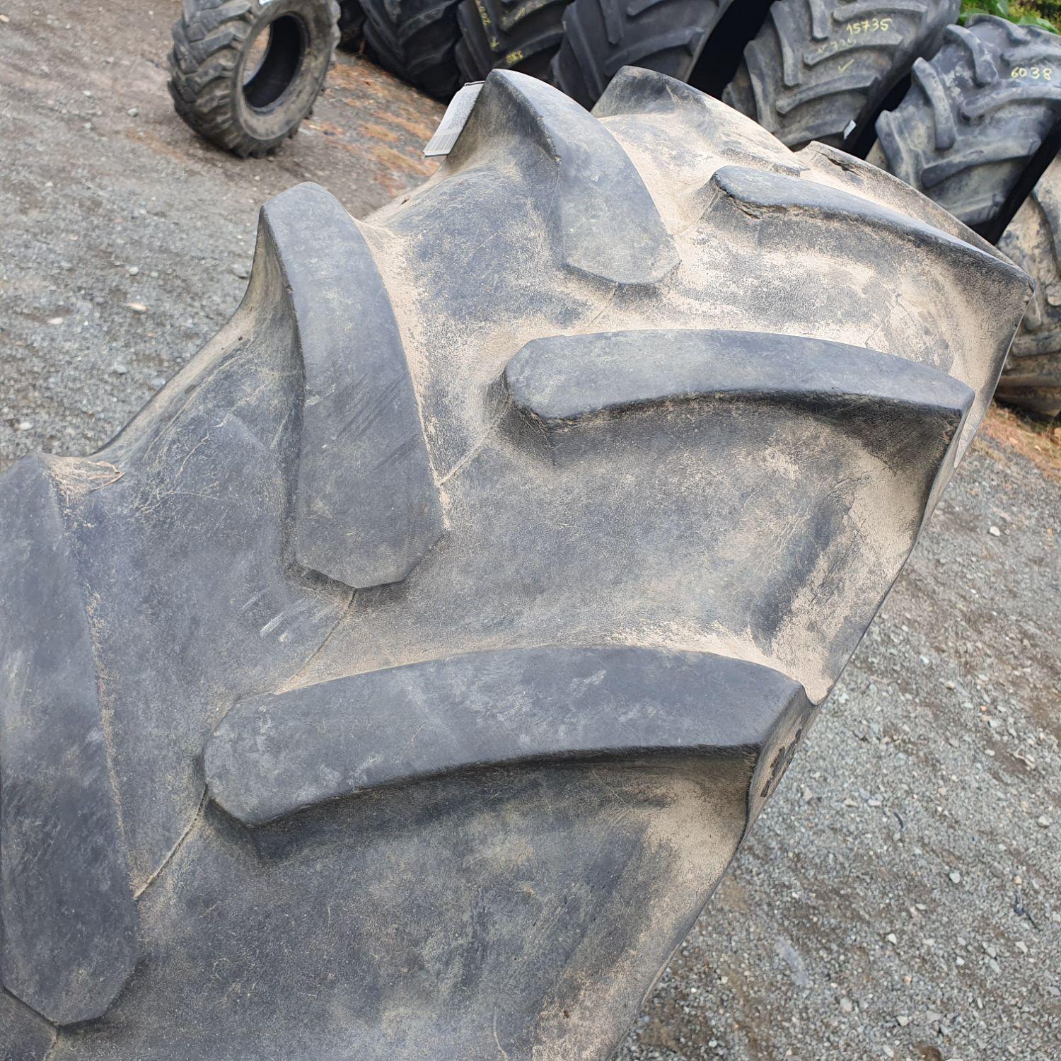  Cauciucuri 14.9R28 (380/85R28) Semperit