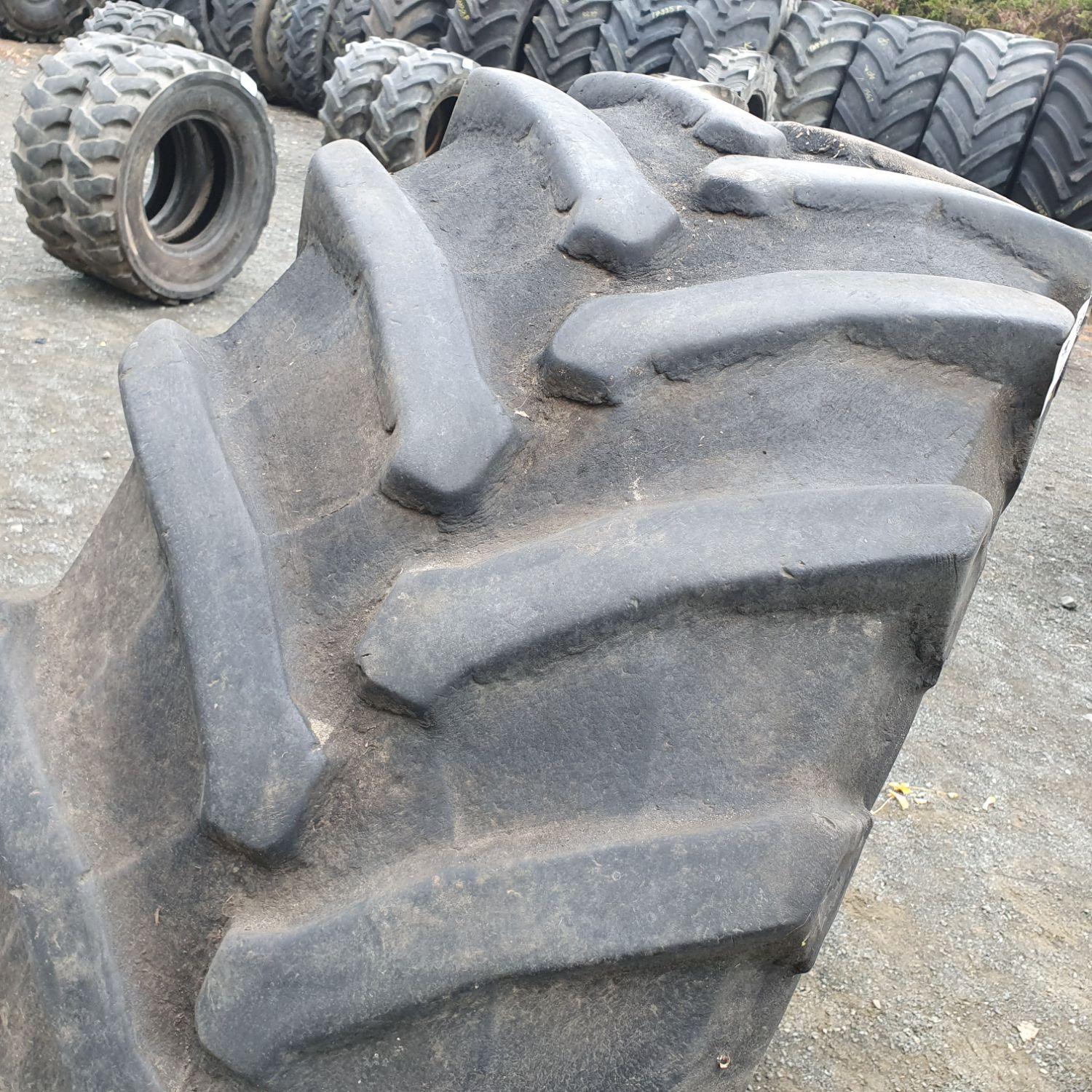  Cauciucuri 540/65R28  Pirelli