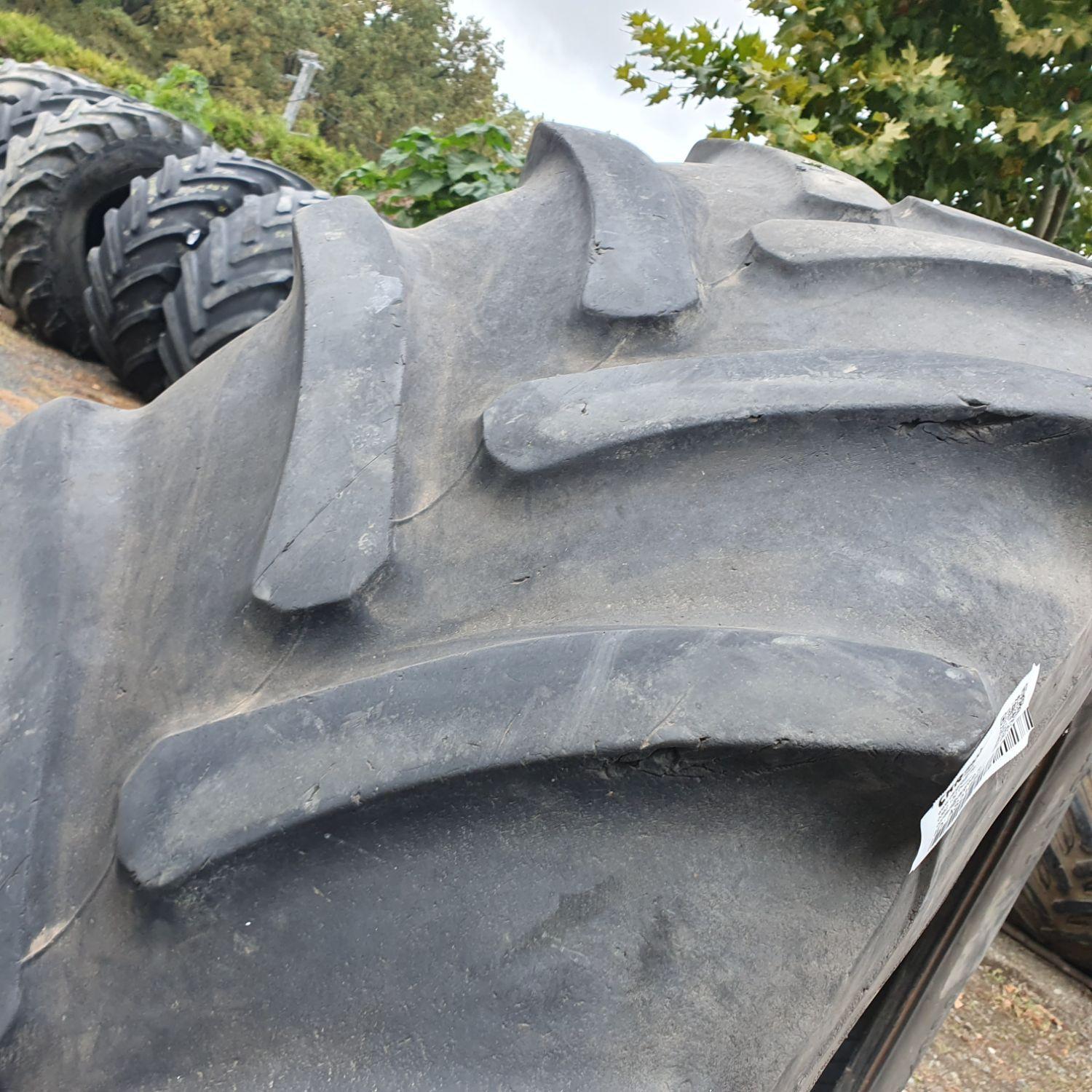  Cauciucuri 580/70R38  Continental