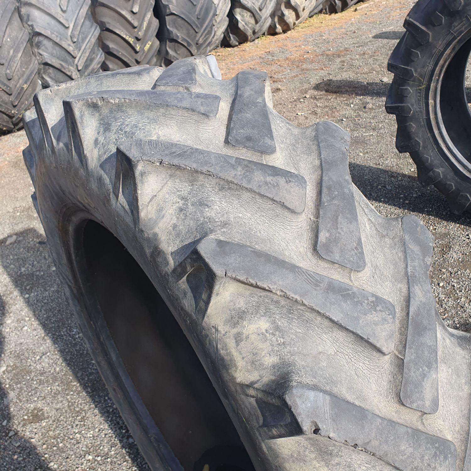  Cauciucuri 12.4-28 (320/85R28) Semperit