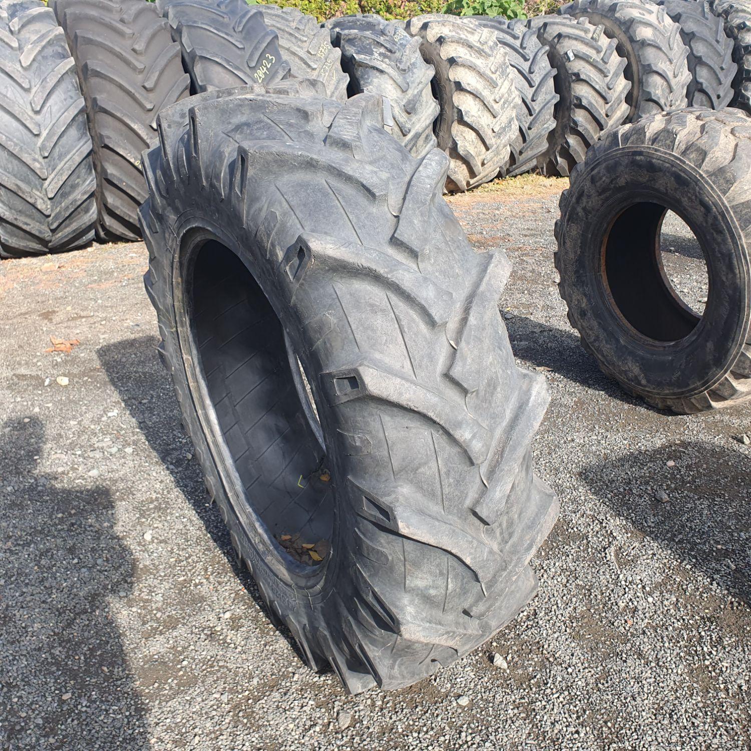  Cauciucuri 13.6R28 (340/85R28) Pirelli
