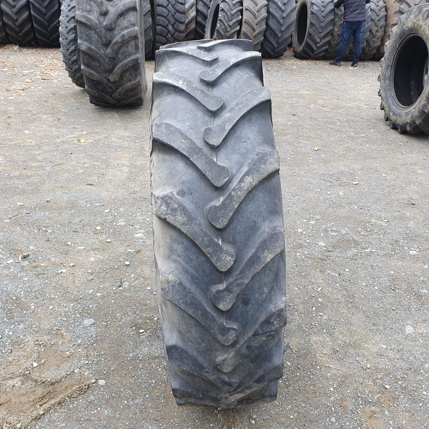  Cauciucuri 14.9-30 (380/85R30) Universal