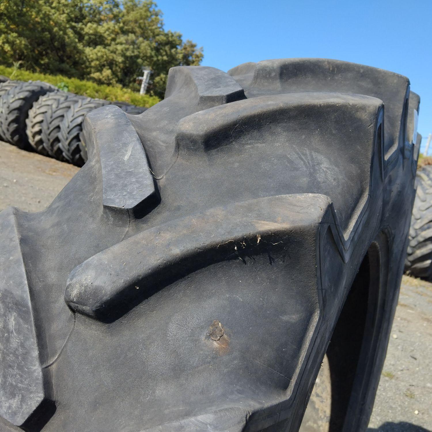  Cauciucuri 380/85R28 (14.9R28) Mitas