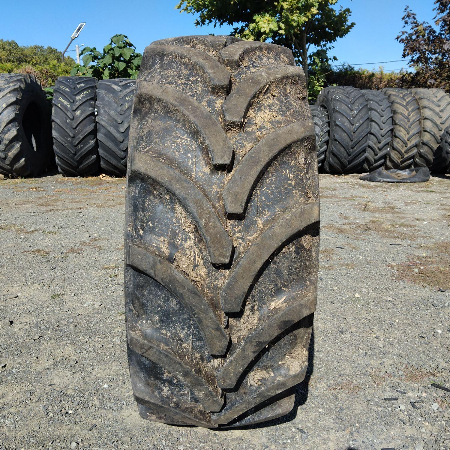  Cauciucuri 460/70R24 (17.5R24) Vredestein