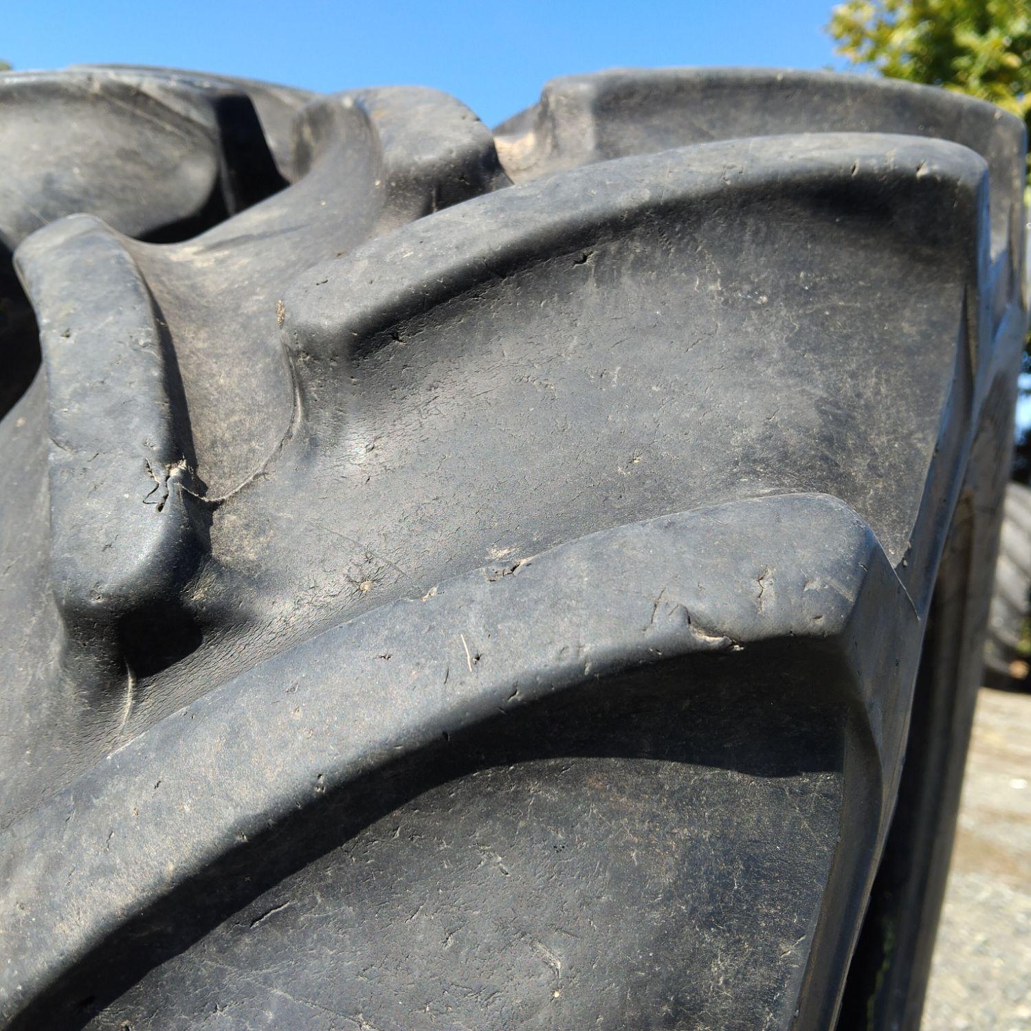  Cauciucuri 280/70R18  Continental