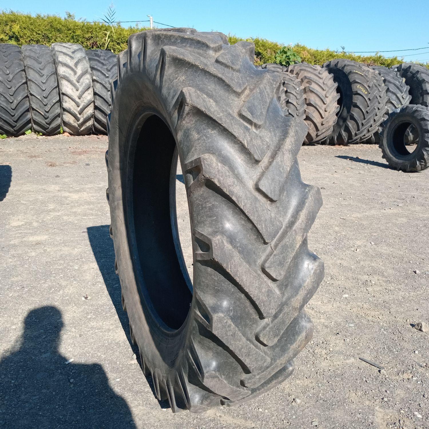 Cauciucuri 12.4/11-28 (12.4R28) Semperit